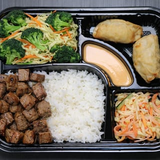 B4.STEAK BENTO