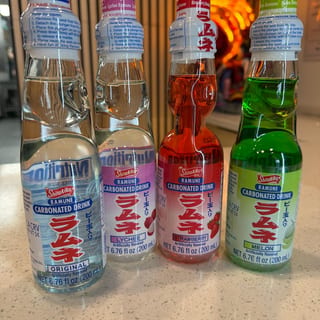 Ramune sodas